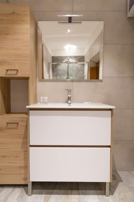 Cozy And Charmin 3Br Apartment Steps By Duomo Florenz Exterior foto