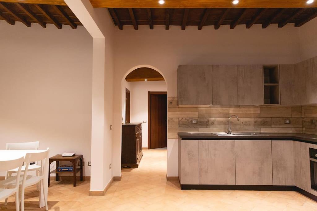 Cozy And Charmin 3Br Apartment Steps By Duomo Florenz Exterior foto