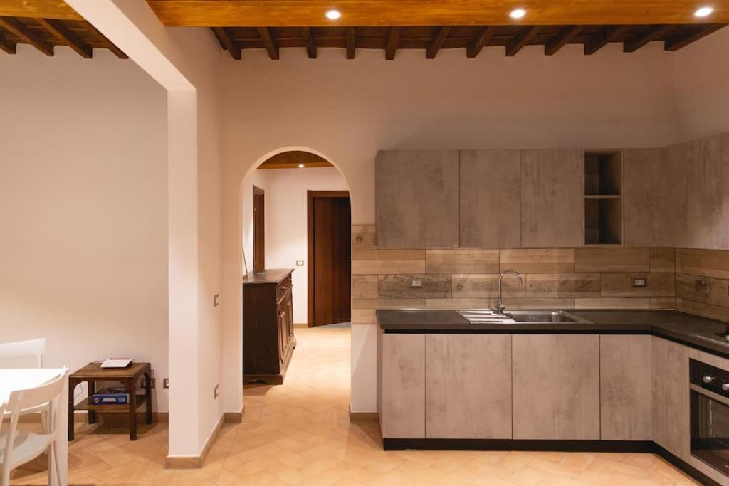 Cozy And Charmin 3Br Apartment Steps By Duomo Florenz Exterior foto